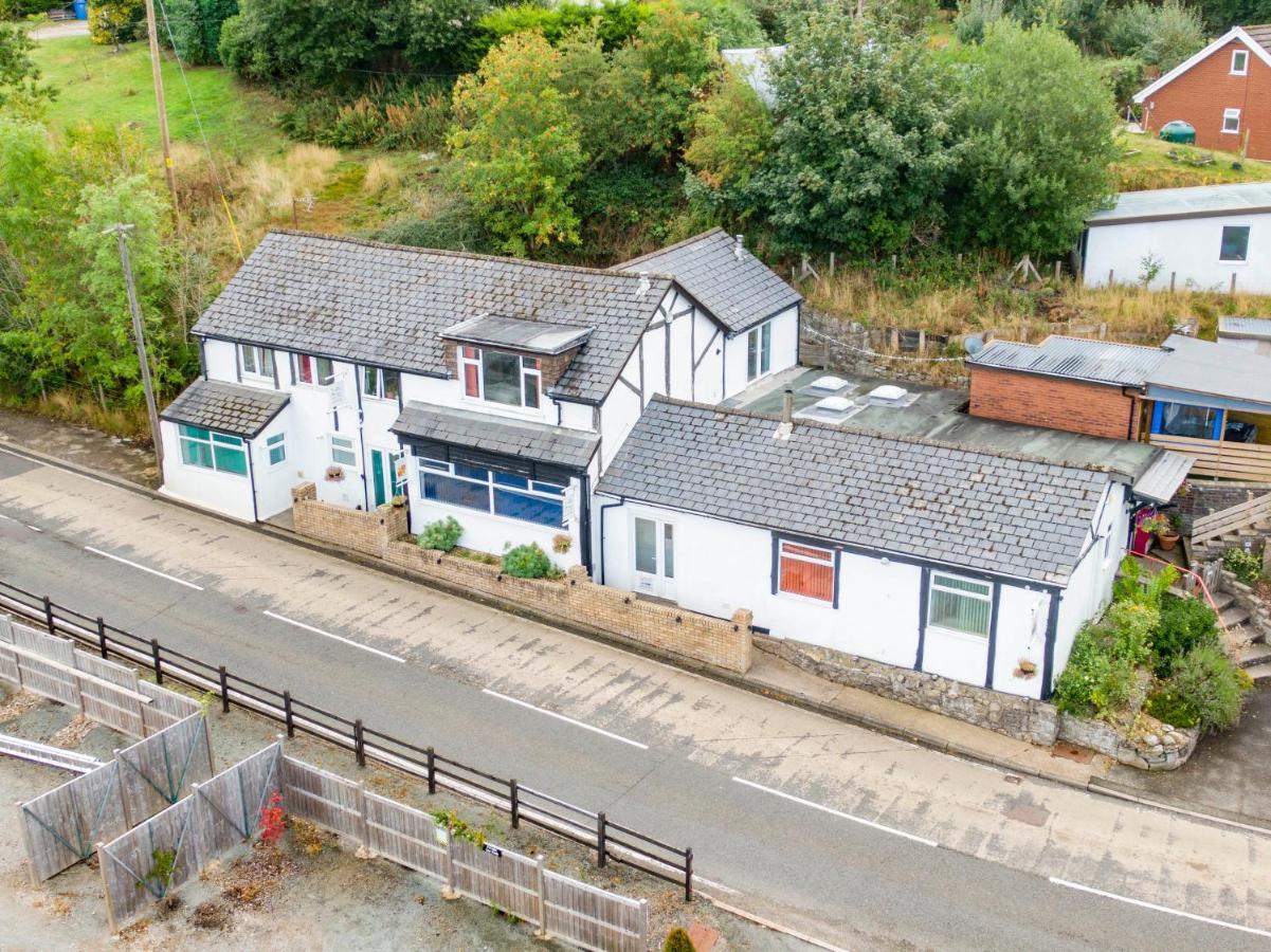 Welsh Row House Leilighet Llandegla Eksteriør bilde