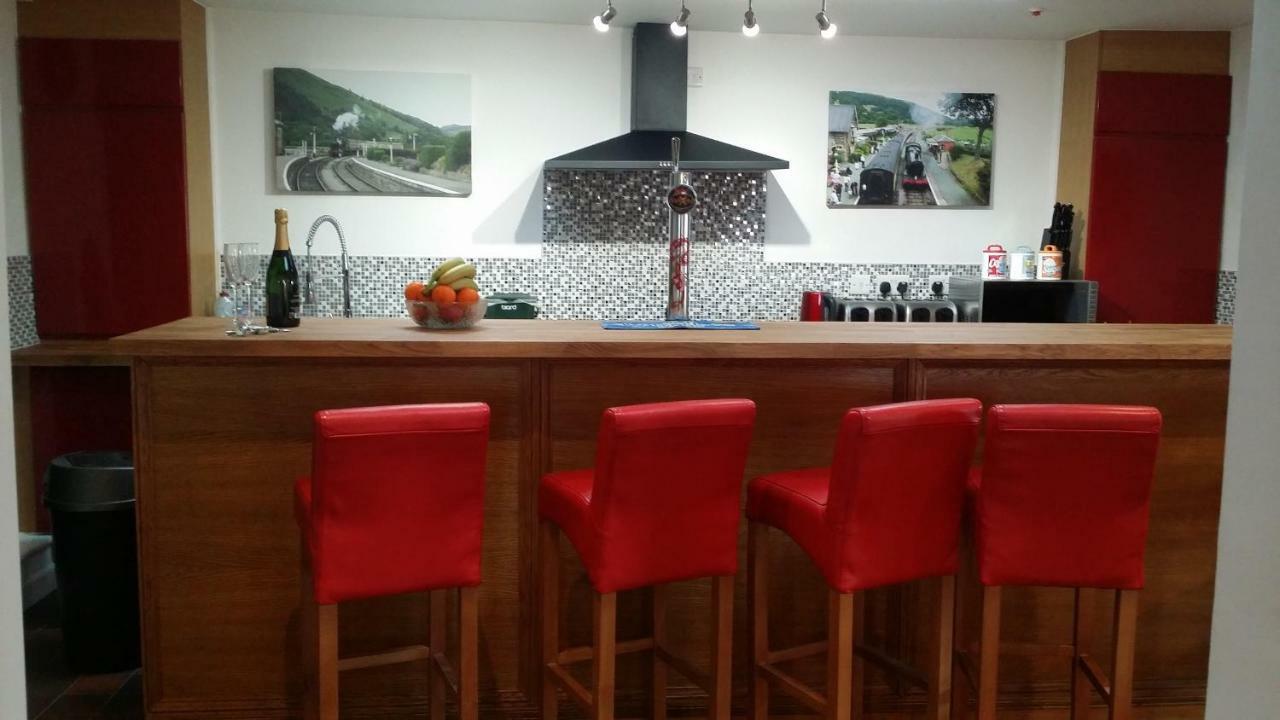 Welsh Row House Leilighet Llandegla Eksteriør bilde